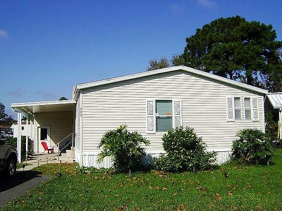 2nd image of 332 Banyan Ln