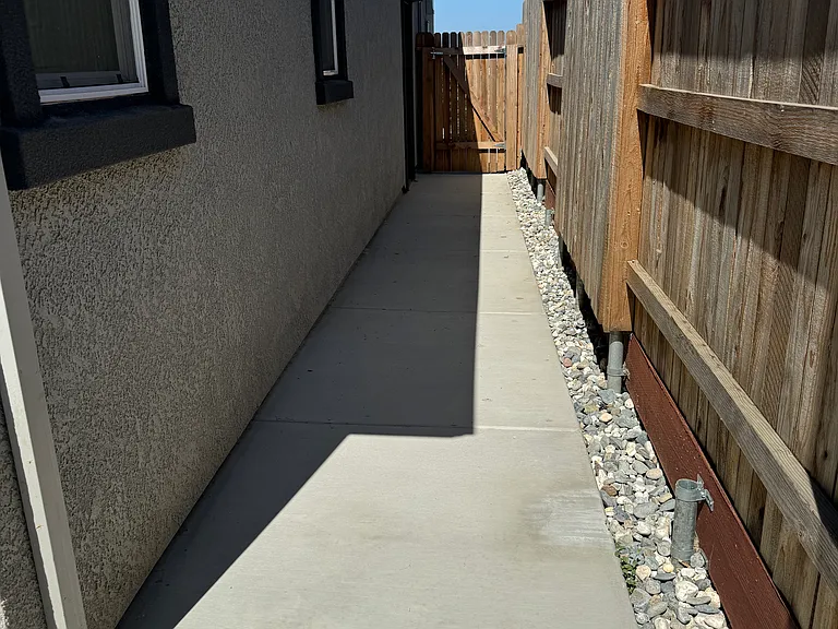 3232 Quail Meadow Way — Photo 8
