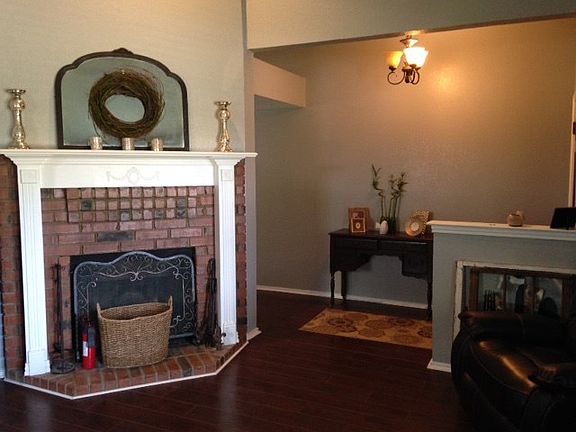 5th image of 1321 Marigold Dr