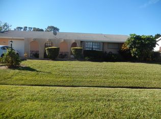 782 SE Essex Dr, Port Saint Lucie, FL 34984