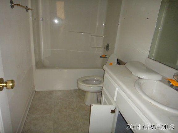 3rd image of 1213 A Masters Ln #A