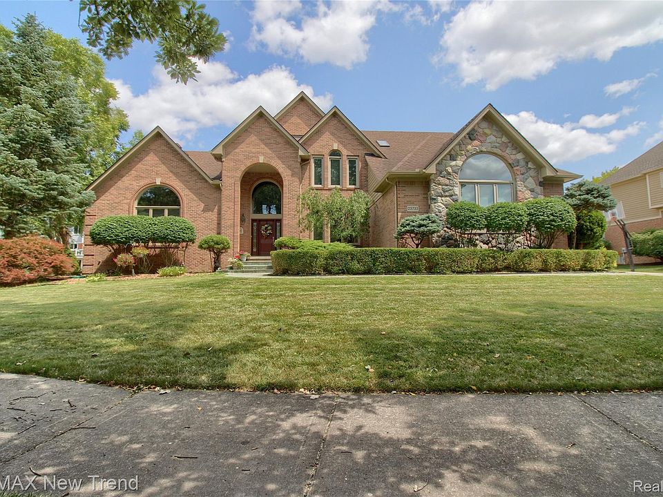 1st image of 23733 Wintergreen Cir