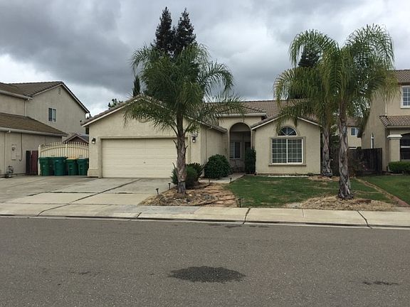 3rd image of 2740 Blossom Cir