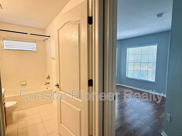 2345 Roanoke Springs Dr — Photo 27