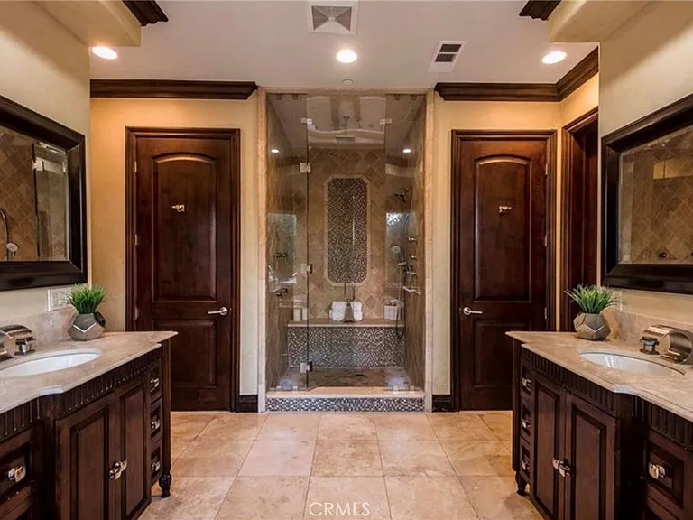 1441 Robmar Dr — Photo 14