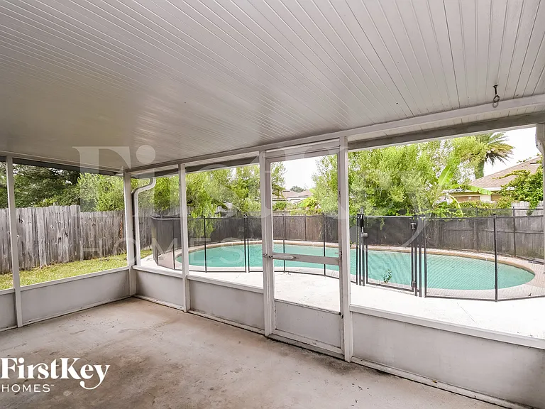 6883 Playpark Trl W — Photo 8