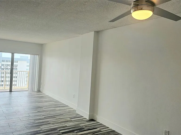 1980 S Ocean Dr #22G — Photo 5