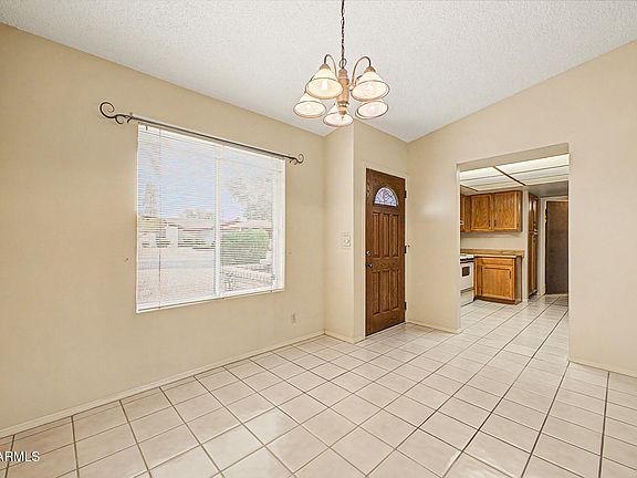 3rd image of 3906 W WILLOW Avenue