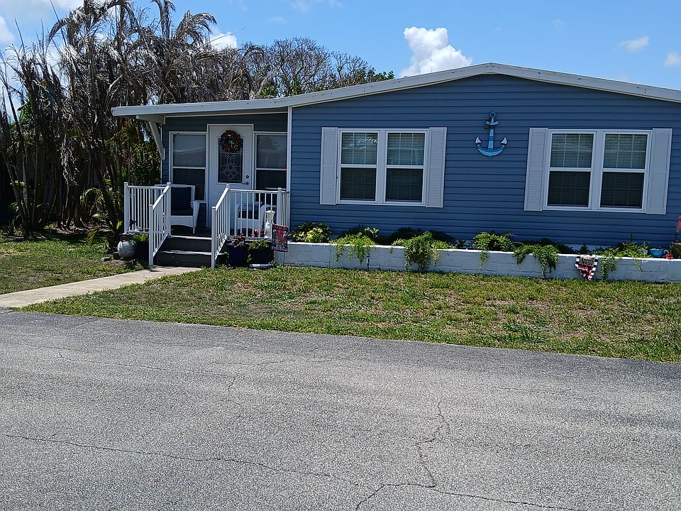 1st image of 130 Harborhill Dr #130
