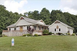1st image of 495 Bayview Ct