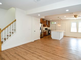 219 E 33rd St, Baltimore, MD 21218