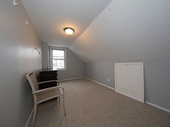 5th image of 173 Lawrence St