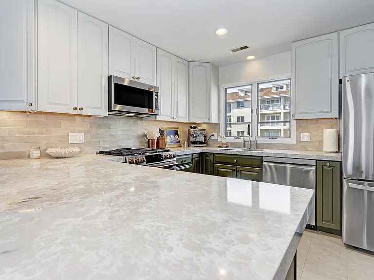 512 E Brigantine Ave #2 — Photo 14
