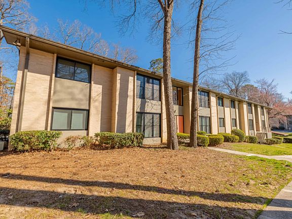 2nd image of 1528 Dresden Dr NE #D