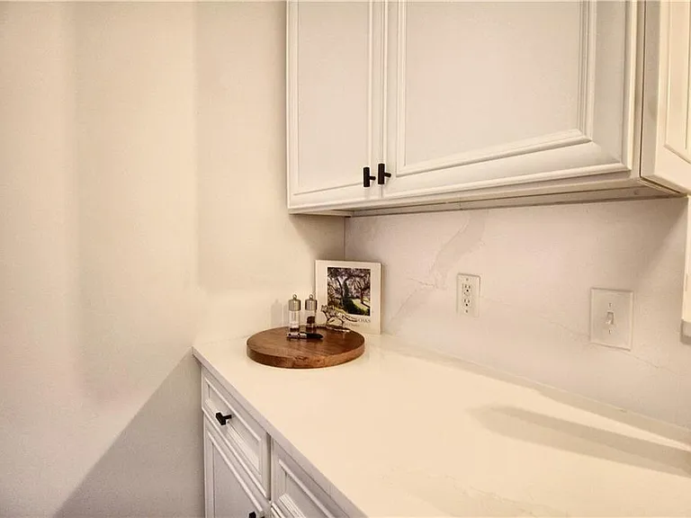 901 Abernathy Rd NE #2110 — Photo 12