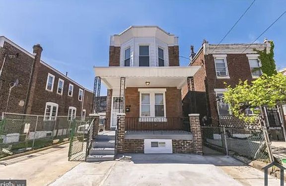 2nd image of 120 E Mentor St