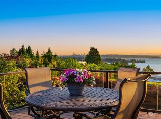 10503 NE 53rd St, Kirkland, WA