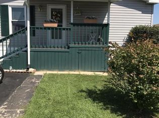 224 Longwood Ct W, Lancaster, PA
