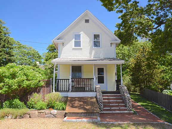 3rd image of 5 Laurel Ave