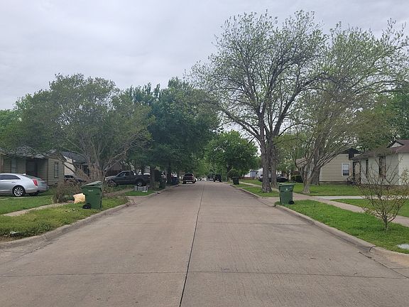 4th image of 1220 Meadowbrook Dr