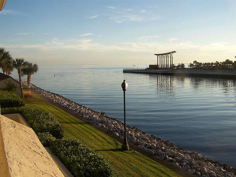 1st image of 19 Port Royal Way #19