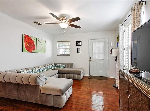 4th image of 1529 Filmore Ave