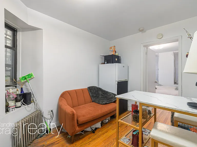 430 E 9th St #BASEMENT — Photo 1