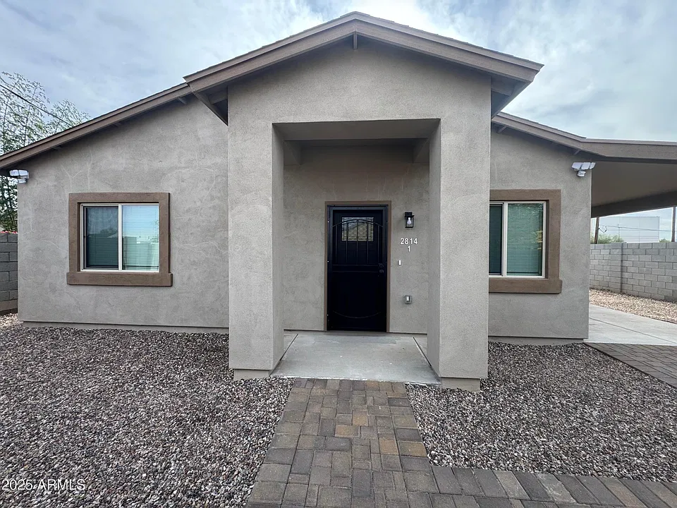 2814 E Roeser Rd #1