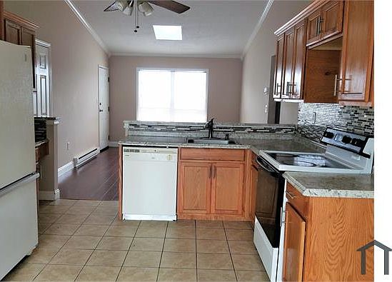 2nd image of 89 Coleman St APT 531