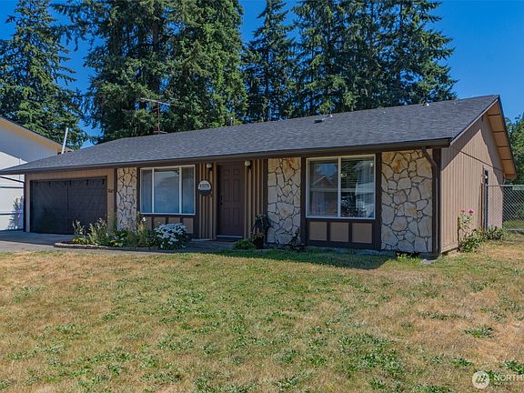 2nd image of 7609 13th Avenue NE