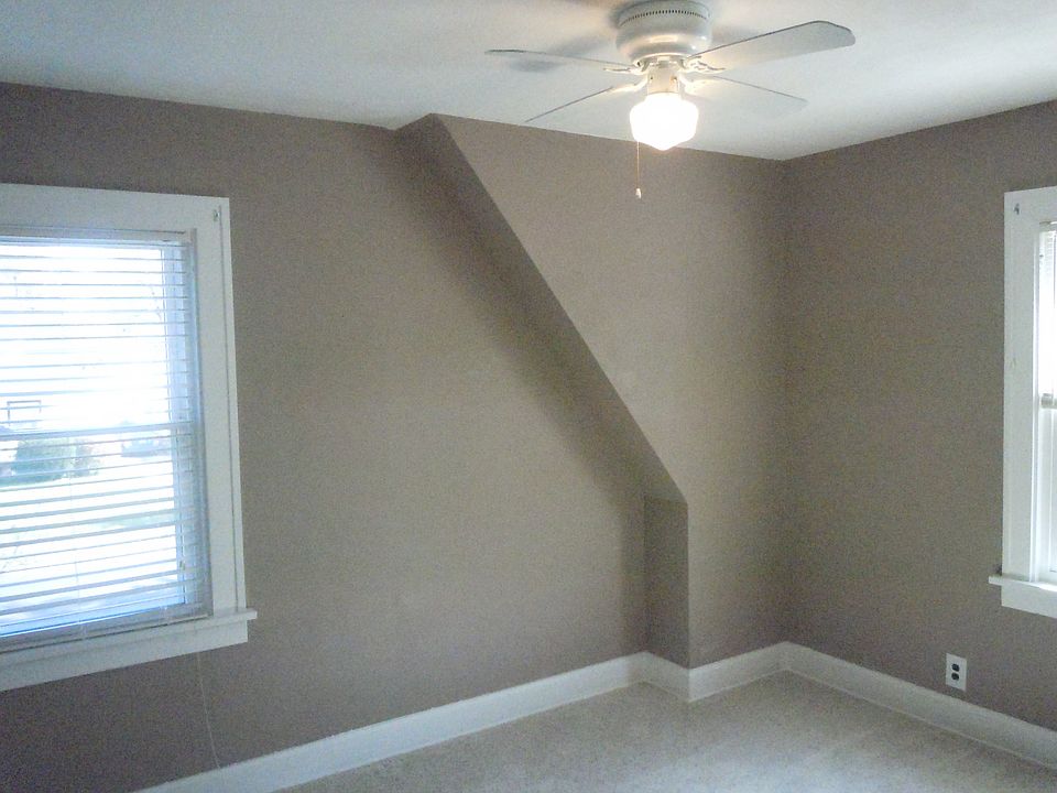 1st image of 504 E 266th St