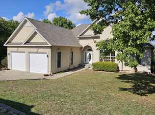 93 Canada Drive, Branson West, MO 65737