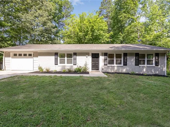 805 N Rowan Ave, Spencer, NC 28159