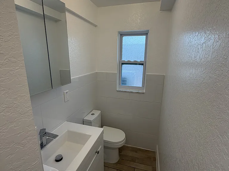 1028 56th Ave S — Photo 12