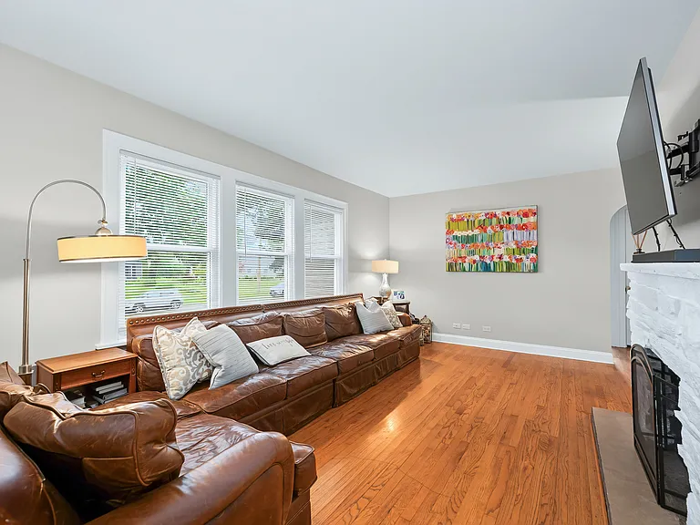 402 Turner Ave — Photo 4