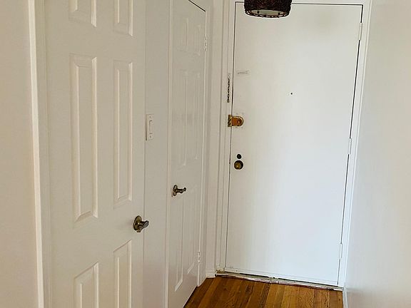 4th image of 2629 E 23rd St APT 2A