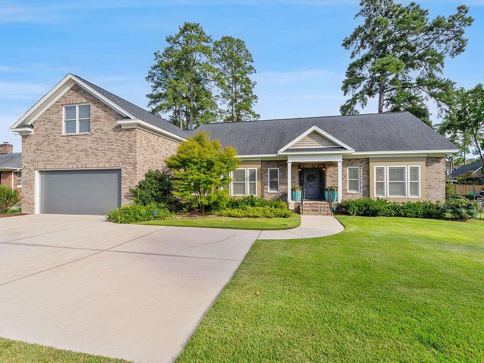 1st image of 920 Rickenbaker Rd