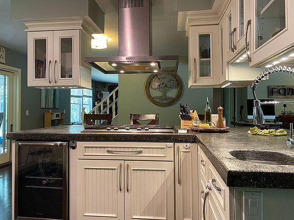 Beverage Cooler & Bonus Sink