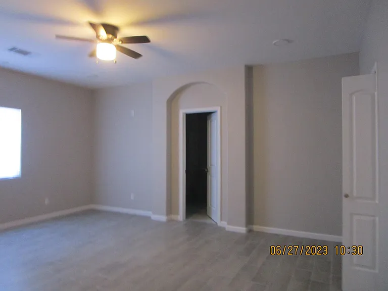 3622 Anderson St — Photo 7