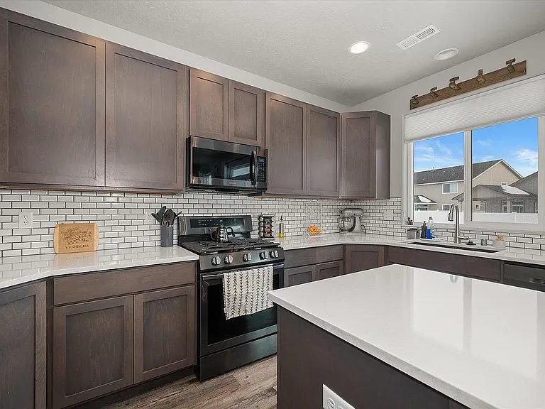 203 S Horton St — Photo 11