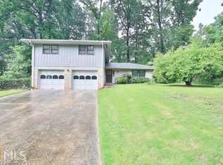 2858 Caraway Dr, Tucker, GA