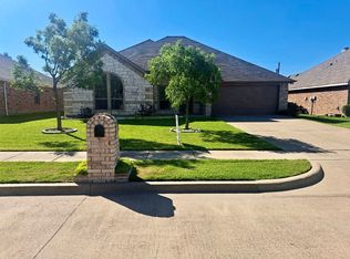 146 Birdsong Ln, Terrell, TX 75160
