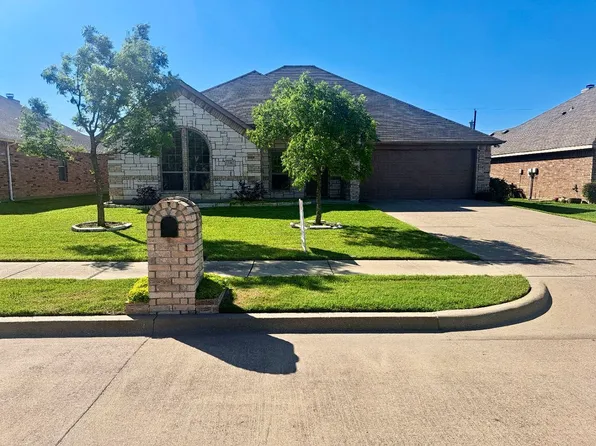 146 Birdsong Ln, Terrell, TX 75160