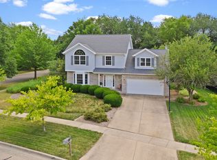 190 Sauk Dr, Batavia, IL 60510