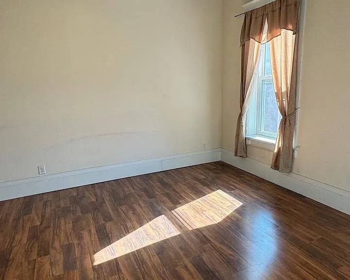 605 Bluff St #320 — Photo 5