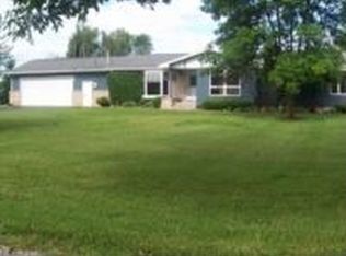 2136 Fraser Rd, Kawkawlin, MI 48631