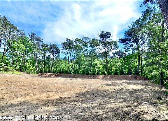 2nd image of 6 Majors Cove Ln
