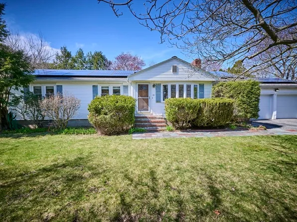 31 Lillian Rd, Lexington, MA 02420
