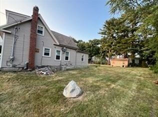 61 E Main St, Brockton, MA 02301