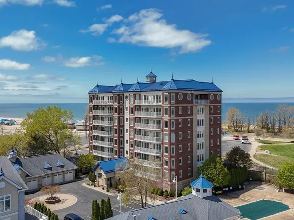 200 Lake St Unit 4B, Saint Joseph, MI 49085